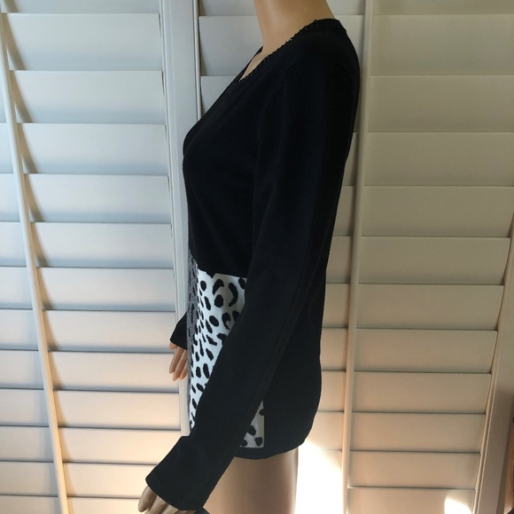 NWT VEX & CO WOMEN BLACK  & ANIMAL PRINT SWEATER - Picture 4 of 7